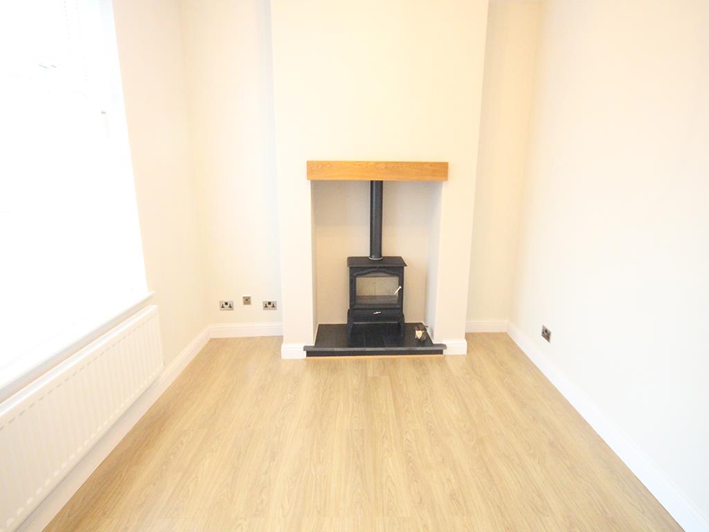 2 bedroom terraced house SSTC in Barnoldswick - 2015-05-19 15.04.39.jpg